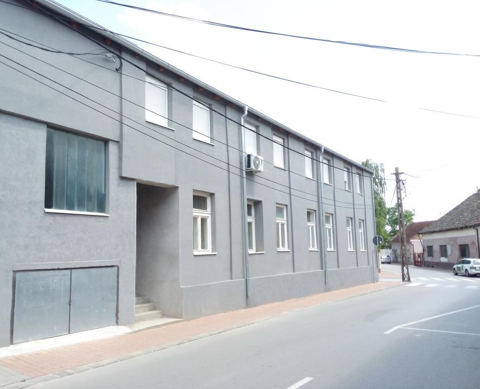 Apartmani Beçkerek Dış mekan fotoğraf
